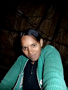 Cutsedi3 online show from 12-17-25, 10:16