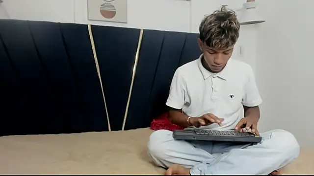 Snapshot of ryder_cum23 chatting on 10-24-25, 09:17 ryder cum23 online show from 10-24-25, 09:17