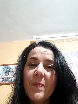 Snapshot of Amelialove42 chatting on 10-17-25, 06:54 Amelialove42 online show from 10-17-25, 06:54