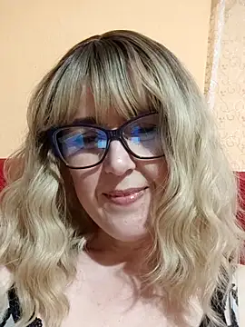 Amelialove42 online show from 05-31-26, 05:53