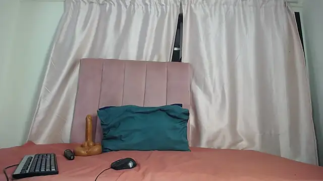 Kelly-001 online show from 04-13-26, 06:46