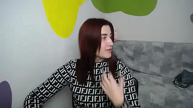 Flower mary online show from 11-26-25, 07:53