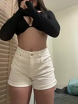 Snapshot of Sweet_Lana69 chatting on 06-08-26, 01:33 Sweet Lana69 online show from 06-08-26, 01:33