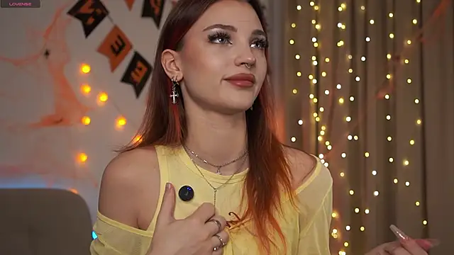 Snapshot of beckymadsons chatting on 11-04-25, 03:11 beckymadsons online show from 11-04-25, 03:11