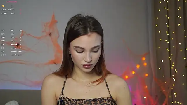 Snapshot of beckymadsons chatting on 11-30-25, 11:03 beckymadsons online show from 11-30-25, 11:03