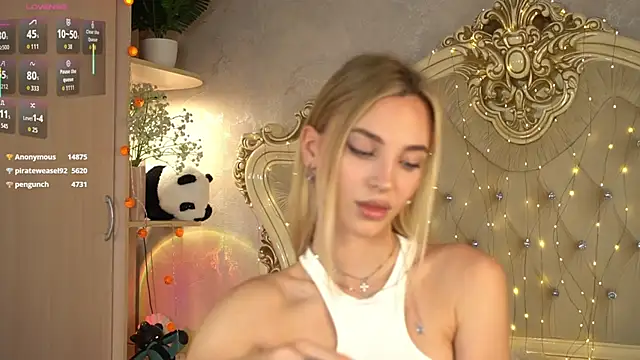 Snapshot of beckymadsons chatting on 07-02-26, 12:22 beckymadsons online show from 07-02-26, 12:22