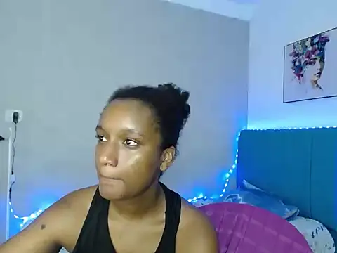 Snapshot of millysweetass chatting on 11-12-25, 01:22 millysweetass online show from 11-12-25, 01:22