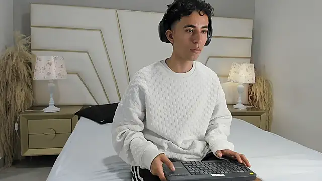 Zahir Ashar online show from 10-17-25, 11:02