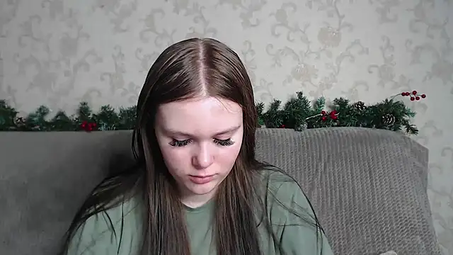 Musegirl online show from 02-22-26, 01:18