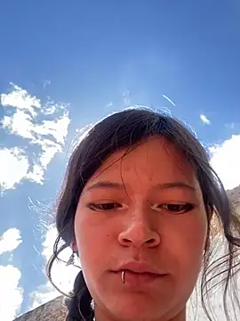 Ninfa pink online show from 11-22-25, 04:17