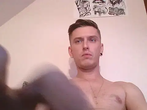 Snapshot of kinkyalecx chatting on 11-17-25, 04:13 kinkyalecx online show from 11-17-25, 04:13