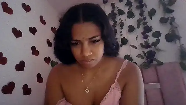 Snapshot of abby_moss_2 chatting on 04-19-26, 01:10 abby moss 2 online show from 04-19-26, 01:10