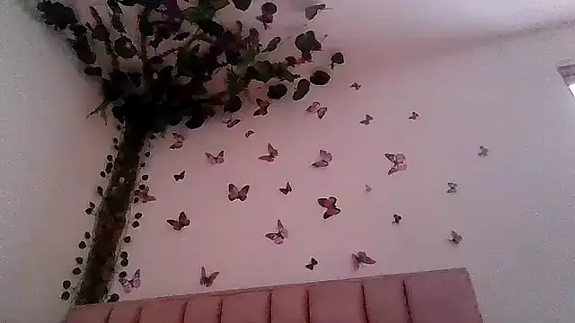 Snapshot of abby_moss_2 chatting on 06-22-26, 12:46 abby moss 2 online show from 06-22-26, 12:46