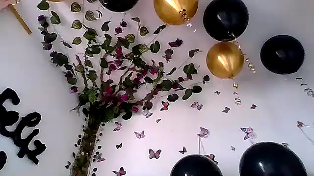 Snapshot of abby_moss_2 chatting on 07-19-26, 03:16 abby moss 2 online show from 07-19-26, 03:16