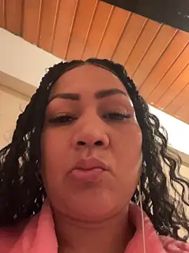 Snapshot of Ayleenpamelasexysquirt chatting on 10-15-25, 07:25 Ayleenpamelasexysquirt online show from 10-15-25, 07:25