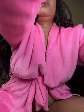 Snapshot of Ayleenpamelasexysquirt chatting on 10-19-25, 07:36 Ayleenpamelasexysquirt online show from 10-19-25, 07:36