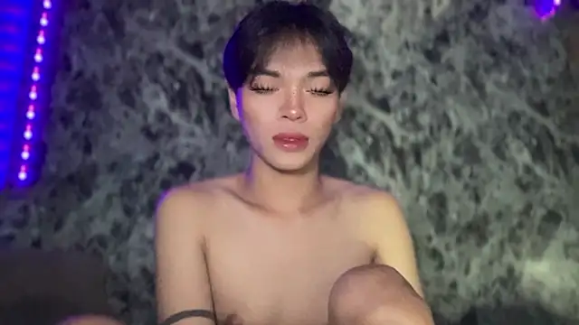 Snapshot of Chechay chatting on 11-20-25, 02:06 Chechay online show from 11-20-25, 02:06