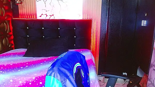 tinibunny online show from 11-02-25, 07:16