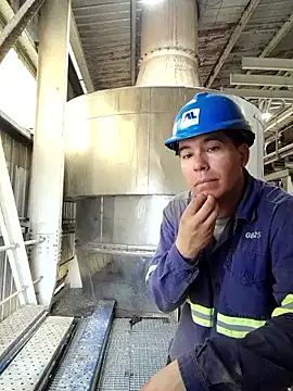 Ezeaxl online show from 04-17-26, 02:09