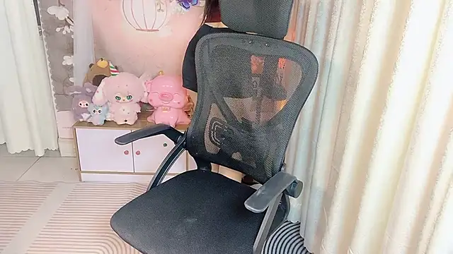 Xuka2594 online show from 12-04-25, 01:09