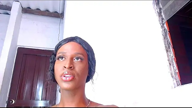 Snapshot of Lufe_Black chatting on 10-17-25, 07:11 Lufe Black online show from 10-17-25, 07:11