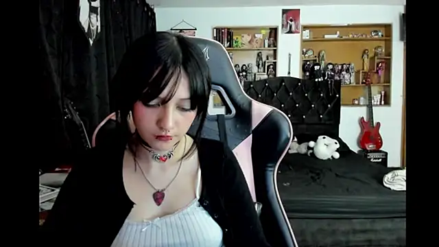 Maki Zein  online show from 03-13-26, 01:12