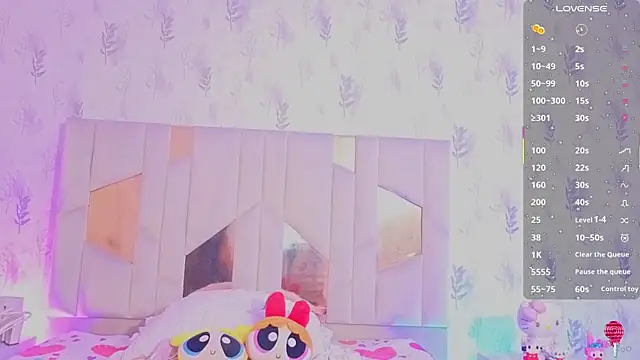 Snapshot of MARIANA_TAY1 chatting on 06-18-26, 03:18 MARIANA TAY1 online show from 06-18-26, 03:18
