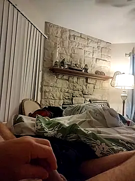 Snapshot of shyguy8569 chatting on 11-11-25, 03:50 shyguy8569 online show from 11-11-25, 03:50