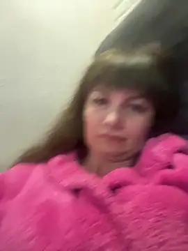 Snapshot of Butterfly8385 chatting on 06-16-26, 06:32 Butterfly8385 online show from 06-16-26, 06:32