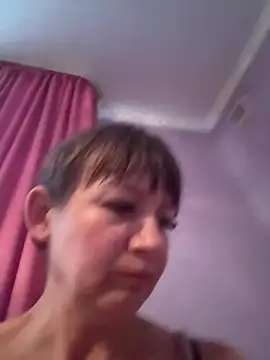 Snapshot of Butterfly8385 chatting on 07-17-26, 07:15 Butterfly8385 online show from 07-17-26, 07:15