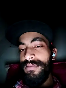 Snapshot of favgod chatting on 10-22-25, 05:34 favgod online show from 10-22-25, 05:34