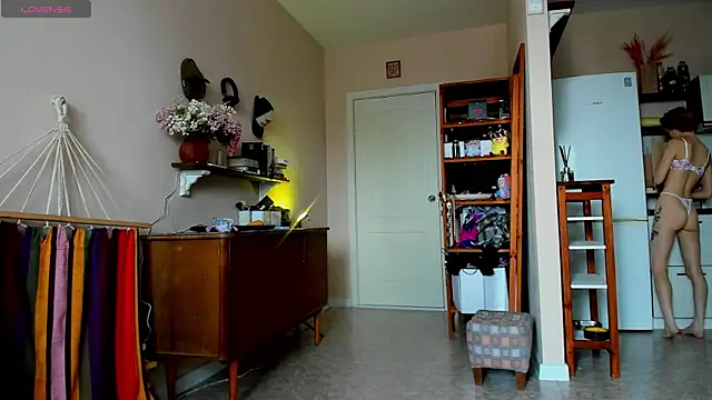 Kate mikki online show from 07-28-26, 08:21
