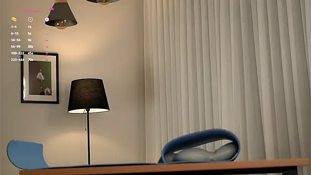 Snapshot of MonetLeitman chatting on 11-24-25, 01:05 MonetLeitman online show from 11-24-25, 01:05