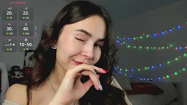 LionKierra online show from 12-19-25, 04:08