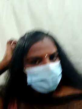 Snapshot of tamil_kanaka chatting on 10-19-25, 04:40 tamil kanaka online show from 10-19-25, 04:40