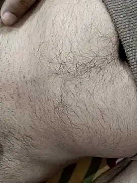 Snapshot of HOT-CPL-11 chatting on 11-23-25, 05:57 HOT-CPL-11 online show from 11-23-25, 05:57