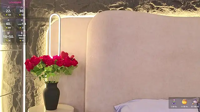 Snapshot of AmyCarammel chatting on 11-01-25, 05:59 AmyCarammel online show from 11-01-25, 05:59