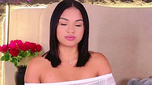 Snapshot of AmyCarammel chatting on 11-13-25, 05:56 AmyCarammel online show from 11-13-25, 05:56