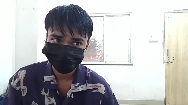 lil-twink19 online show from 11-24-25, 04:45