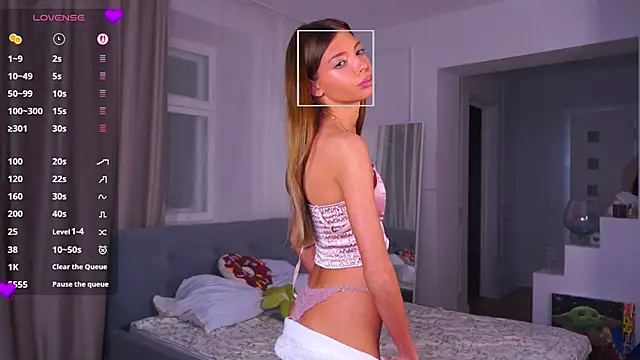 LoisKeedah online show from 02-14-26, 04:59