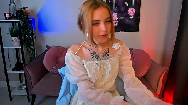 enchanted bella online show from 12-01-25, 08:25