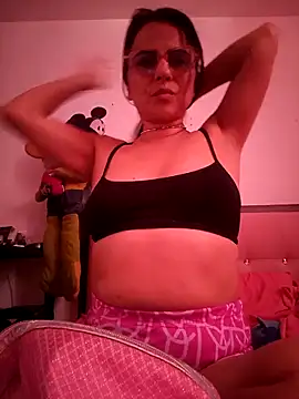 Soffy76 online show from 10-18-25, 01:56