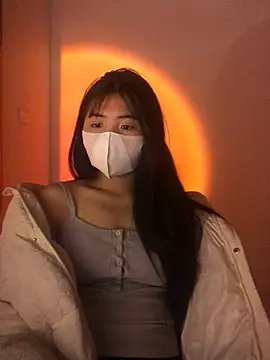 Snapshot of lan-xinh1 chatting on 01-14-26, 04:45 lan-xinh1 online show from 01-14-26, 04:45