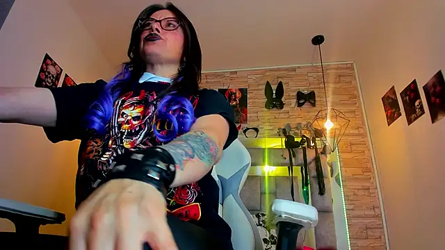 Evangelinejoness  online show from 03-23-26, 02:54