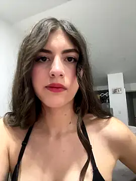 Snapshot of AlessiaLuxx chatting on 11-01-25, 10:56 AlessiaLuxx online show from 11-01-25, 10:56