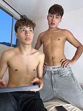 Snapshot of santi_Rush chatting on 11-09-25, 10:41 santi Rush online show from 11-09-25, 10:41