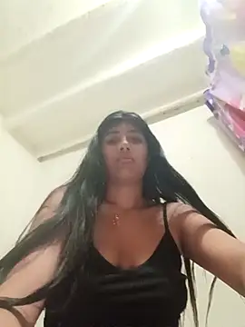 Snapshot of Briseida-White chatting on 10-13-25, 10:15 Briseida-White online show from 10-13-25, 10:15