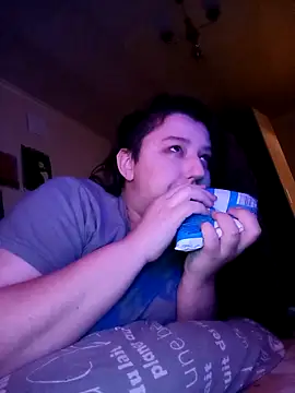 Snapshot of Terryfoks chatting on 10-26-25, 02:17 Terryfoks online show from 10-26-25, 02:17