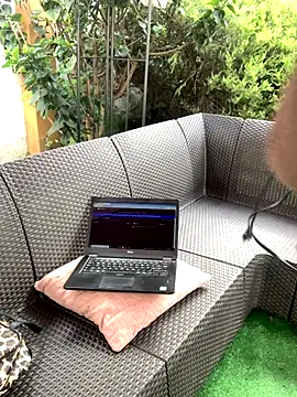 ElectraPink  online show from 10-20-25, 12:38