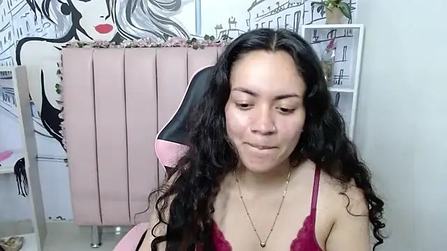 Snapshot of cataleyarussors chatting on 11-25-25, 12:10 cataleyarussors online show from 11-25-25, 12:10